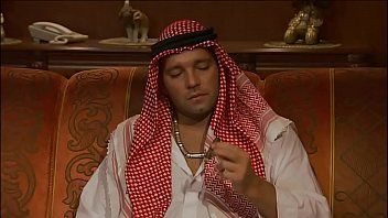 play Lesben haben Hardcore-Sex in der Muschi mit einem muslimischen Futius