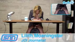 play Blonde camgirl heeft een intens orgasme met live Sybian-vibrator
