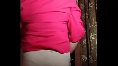 play Hot Crossdresser Liseth kan haar eigen heerlijke pik en strakke kont niet weerstaan