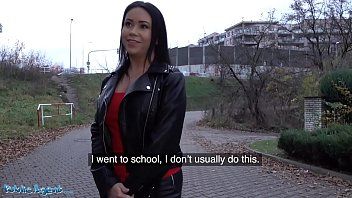 play Sex in public cu femei amatoare brunete