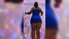 play A mi hermanastra latina con un gran culo y un coño estrecho le encanta cuando me la follo mientras nuestros padres no están.