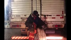 play Une transexuelle amateur se fait sucer en plein air à la station-service avec Rua Vivi-Sexydoll